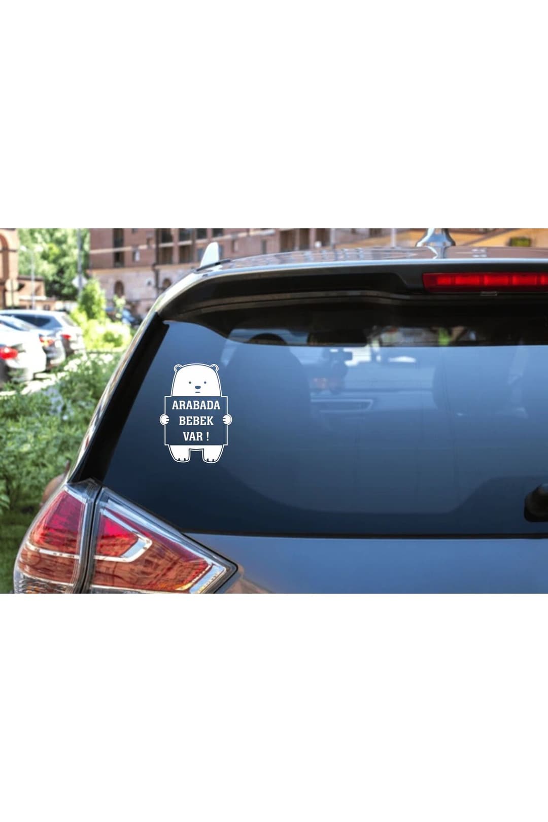 Arabada Bebek Var Cam Sticker 11x15 Cm